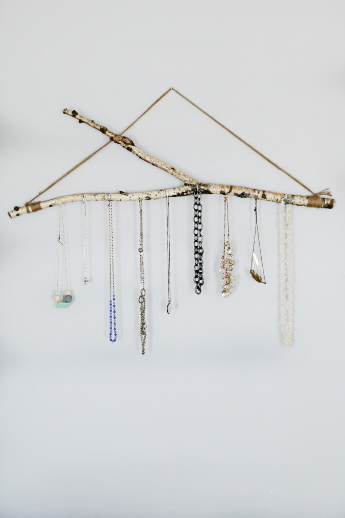 A DIY tutorial to help you create your own jewelry branch tutorial.  An inexpensive and fabulous way to display and organize jewelry!  www.homestead128.com