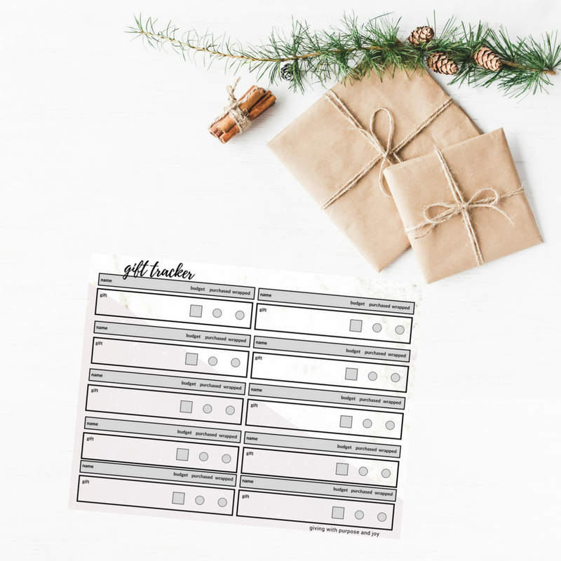 Christmas Gift Giving List Organized – Free Gift Tracking Sheet